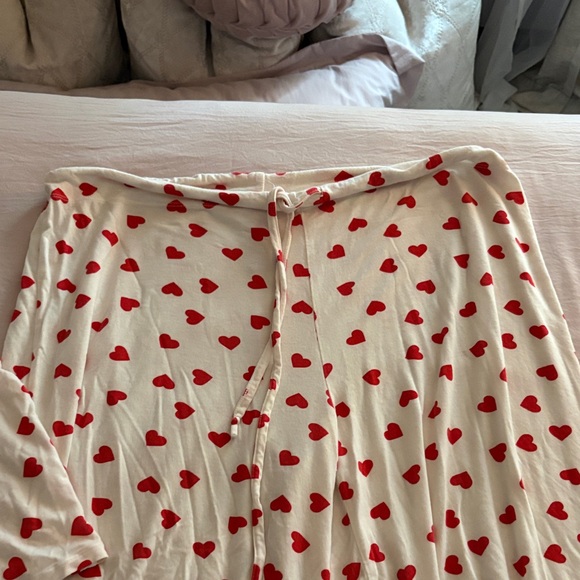 Skims valentines heart pajama set - Picture 4 of 5